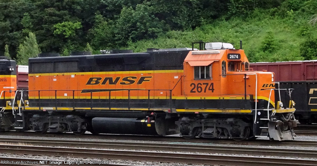 BNSF 2674